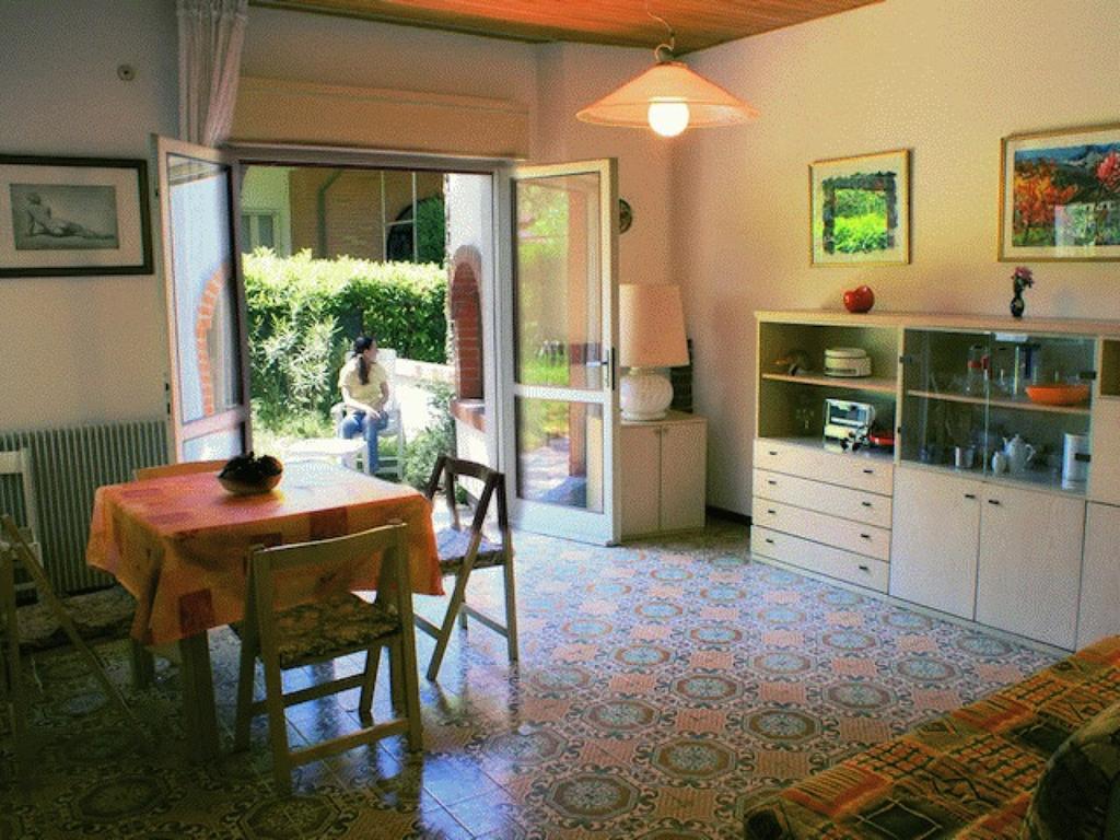 Lignano Riviera Villa Economica Lignano Sabbiadoro Extérieur photo